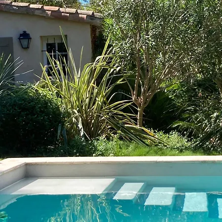 La Vagabonde Bed & Breakfast *